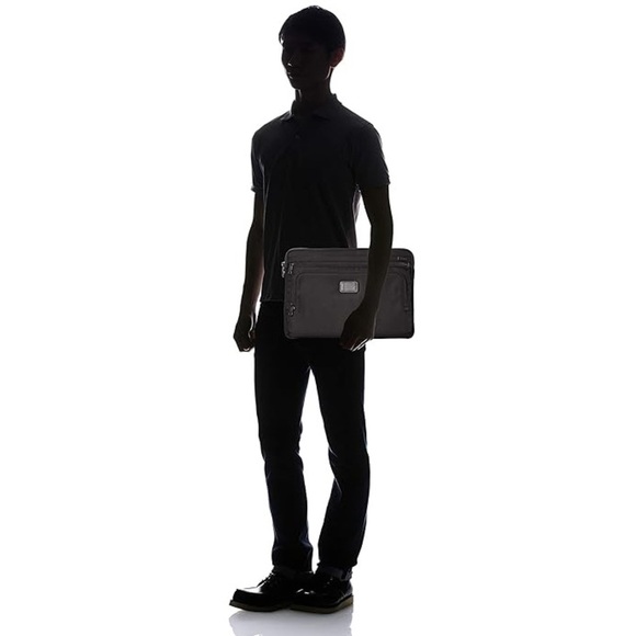 TUMI Carrying Case for 11” tablet Unisex in Black - Picture 9 of 9